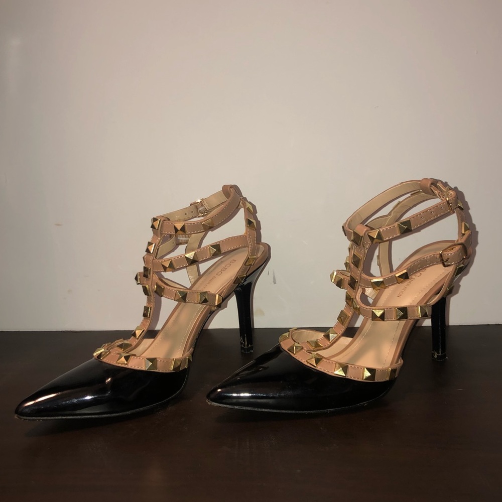BCBG heels